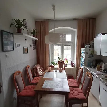 Chateau De Bronx Apartmán *